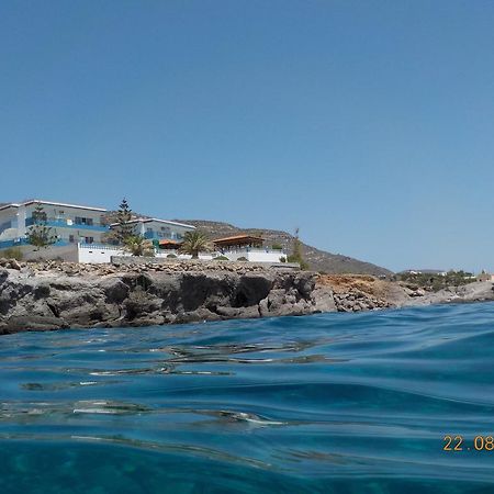 Cypriana Apartments Makrýgialos Eksteriør billede