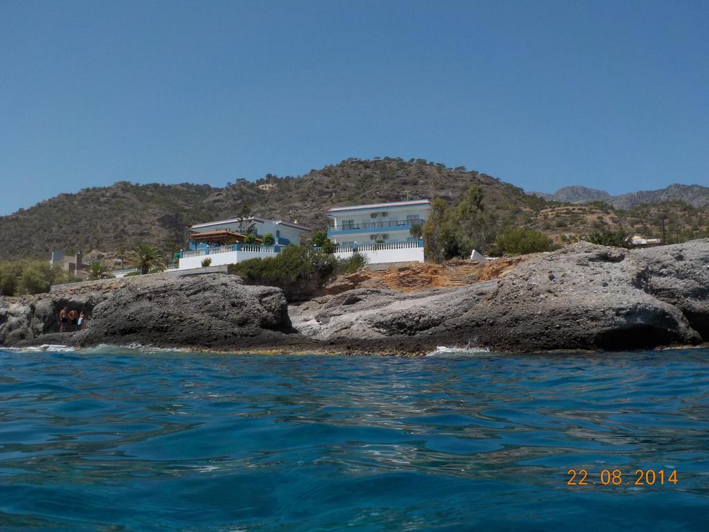 Cypriana Apartments Makrýgialos Eksteriør billede
