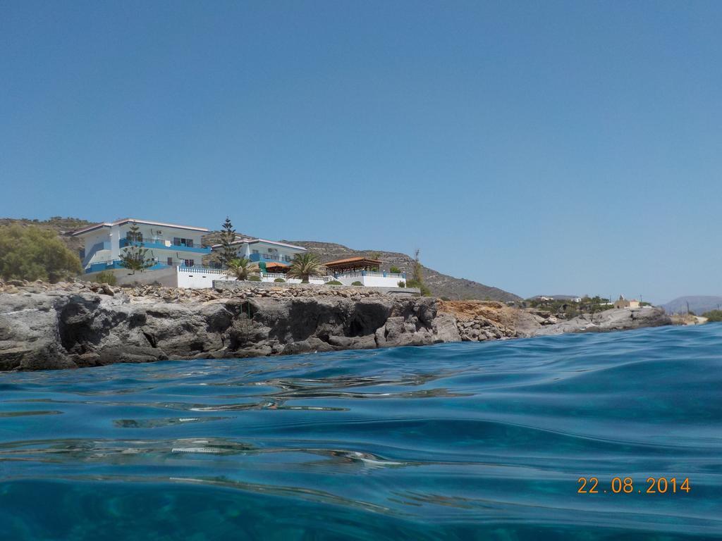 Cypriana Apartments Makrýgialos Eksteriør billede
