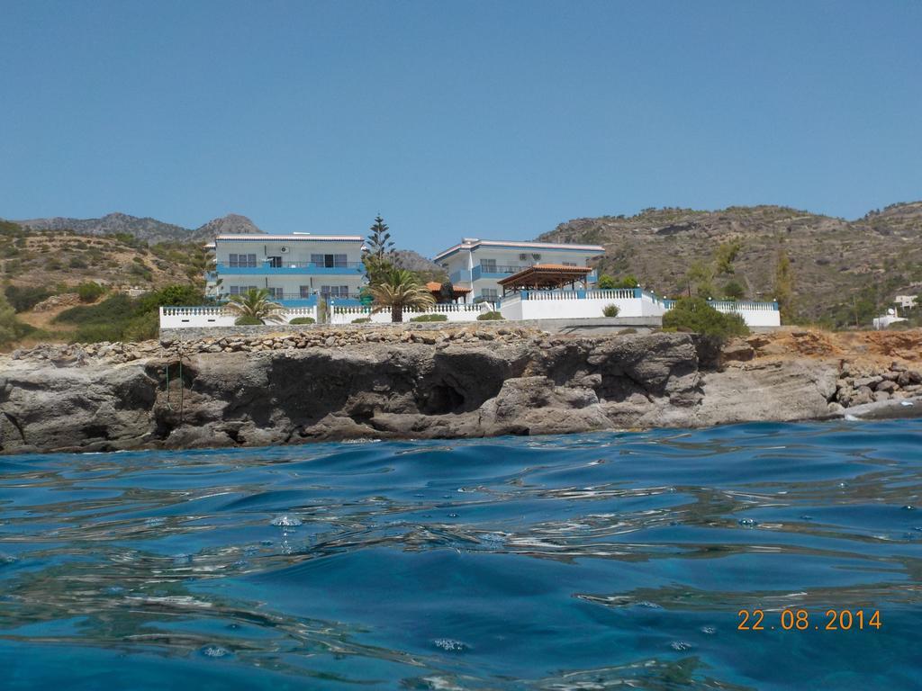 Cypriana Apartments Makrýgialos Eksteriør billede