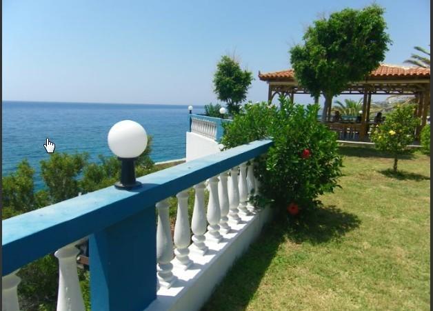 Cypriana Apartments Makrýgialos Eksteriør billede