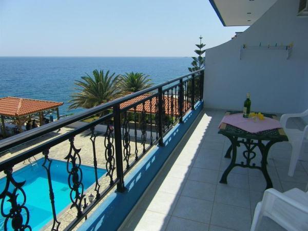 Cypriana Apartments Makrýgialos Eksteriør billede